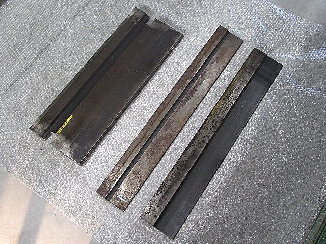 H012373 金型１山 --_3