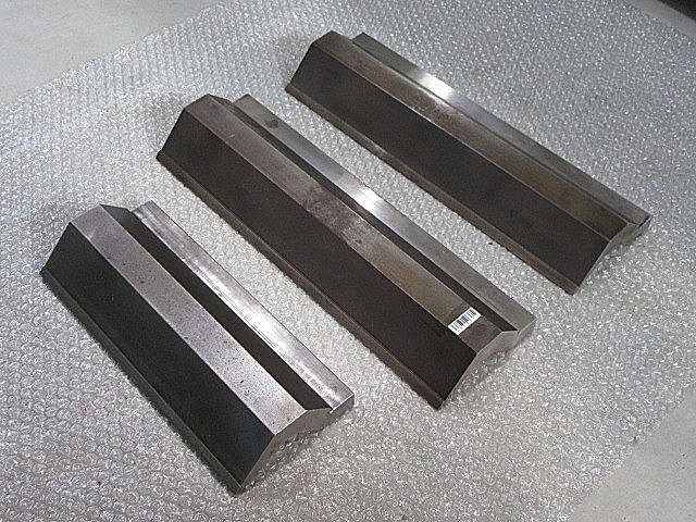 H012371 金型１山 --_1