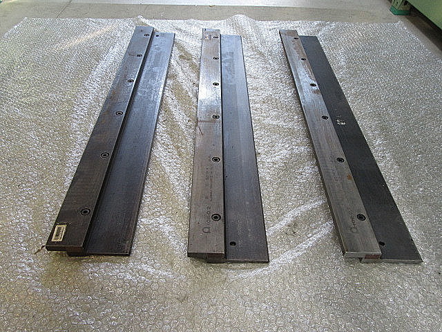 A008047 金型１山 --_4