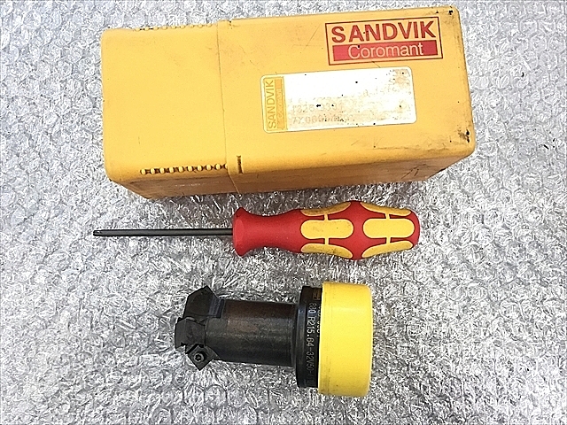 A119606 スローアウェイエンドミル サンドビック 880 R215.64-32V50-4512_0