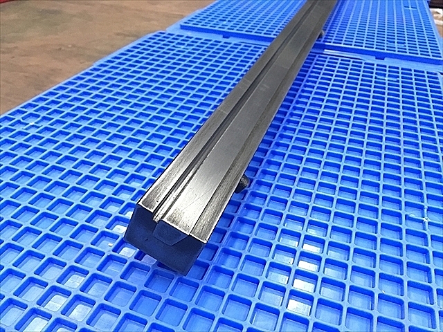 A115589 金型 --_2