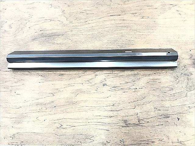 A115651 金型 アマダ 82_4