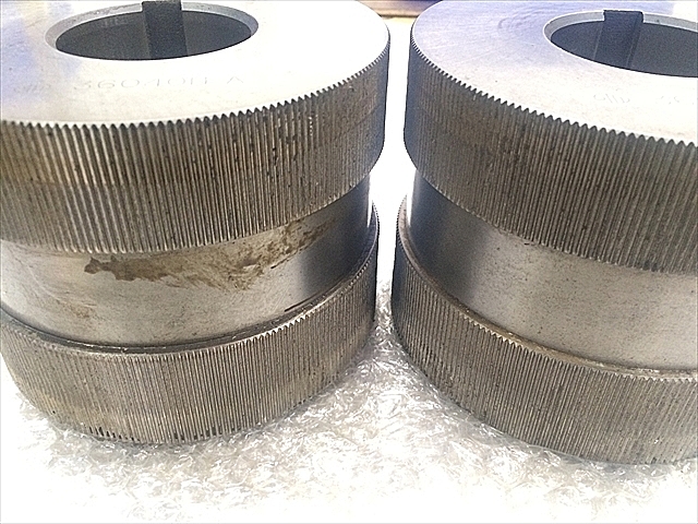 A112268 転造丸ダイス ツガミ 1 1/8-48T×100 NR1_5