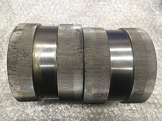 A112268 転造丸ダイス ツガミ 1 1/8-48T×100 NR1_6