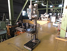 H014553 直立ボール盤 紀和鉄工所 KUD-550F | 株式会社 小林機械 H014553 直立ボール盤 紀和鉄工所 KUD-550F | 株式会社 小林機械