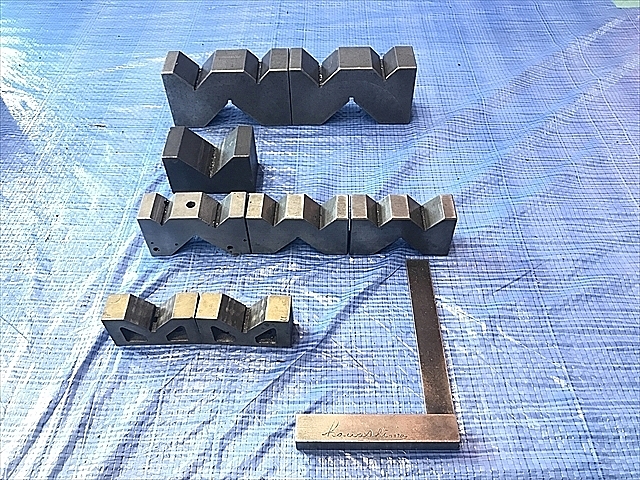 Z048845 Vブロック他１山 --_0