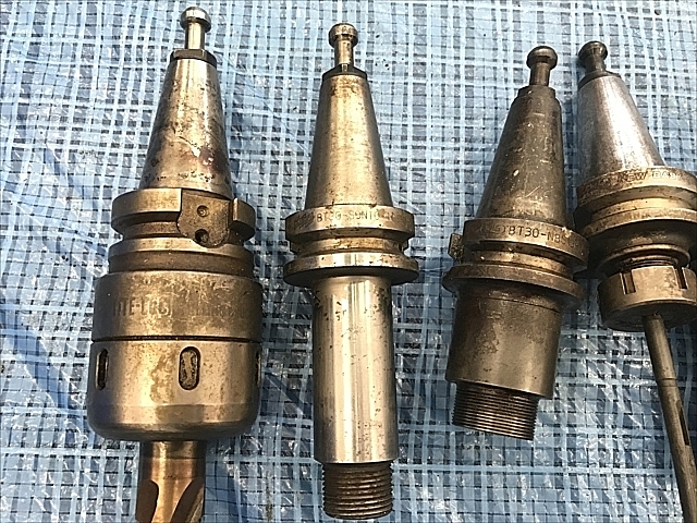 A138298 ＢＴ３０番コレットホルダー他１山 --_1