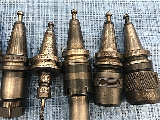 A138298 ＢＴ３０番コレットホルダー他１山 --_2