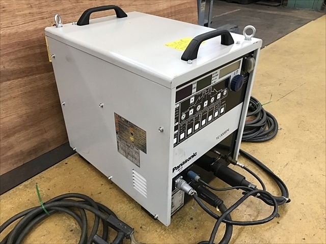 Panasonic TIG溶接機　YC-300BP4　2015年製 Panasonic TIG溶接機 YC-300BP4 2015年製