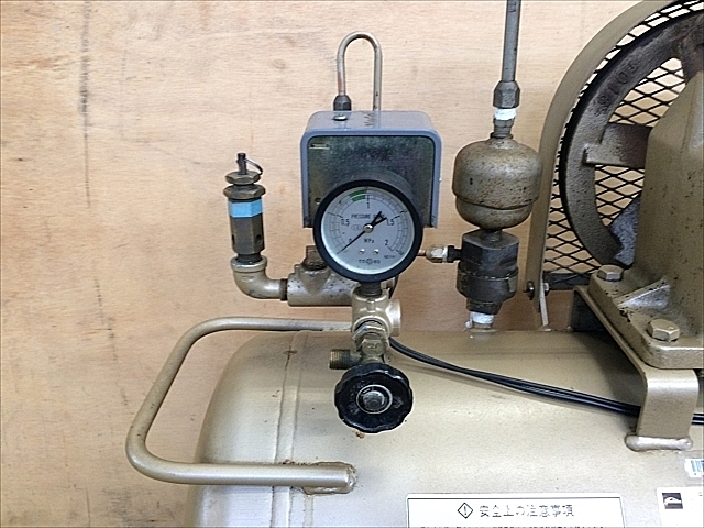 A132702 レシプロコンプレッサー 東芝機械 GP5-7S8_2