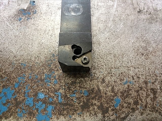 A132300 バイトホルダー KENNAMETAL LSASR-25 25 M16_1
