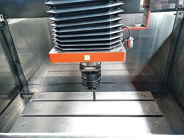 P006210 ＮＣ放電加工機 牧野フライス製作所 EDNC65S_10