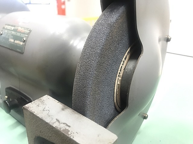 GT21(1P) | 卓上電気グラインダー GT21 ｸﾞﾗｲﾝﾀﾞｰ | HiKOKI(旧日立工機） | MISUMI(ミスミ)