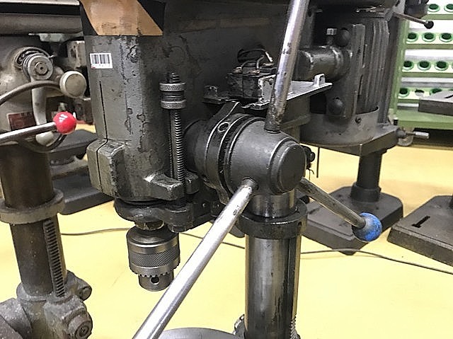 A129412 タッピングボール盤 ニチレン SHT-14 | 株式会社 小林機械 A129412 タッピングボール盤 ニチレン SHT-14 | 株式会社 小林機械