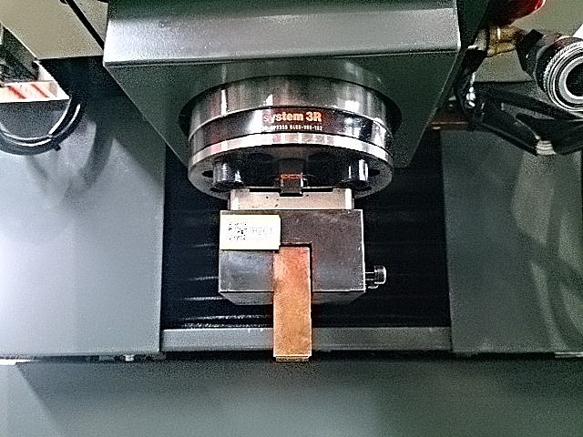 P005632 ＮＣ放電加工機 三菱電機 EA8PM_2