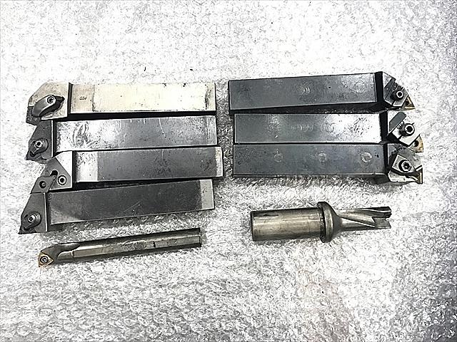 Z045460 バイトホルダー他刃物９点セット --_0