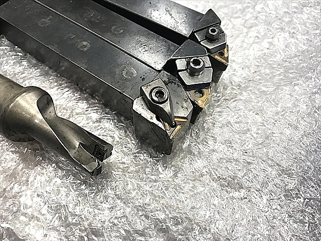 Z045460 バイトホルダー他刃物９点セット --_4
