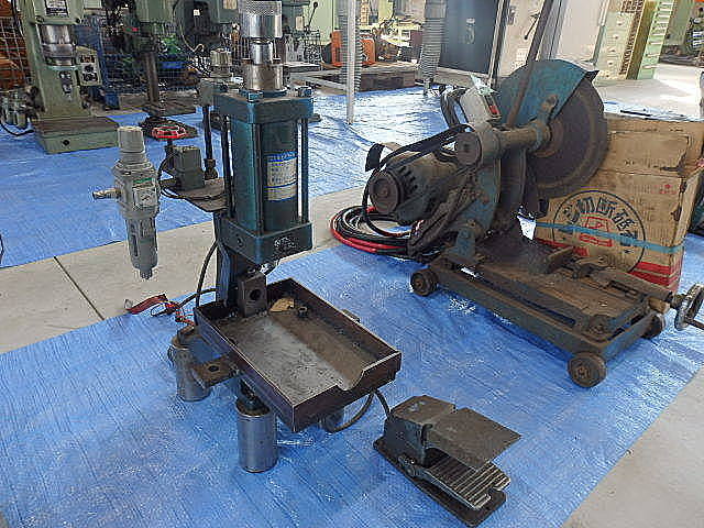 最初の ファースト店アズワン AS ONE エアプレス機 加圧保持タイプ ASPH-180 1台