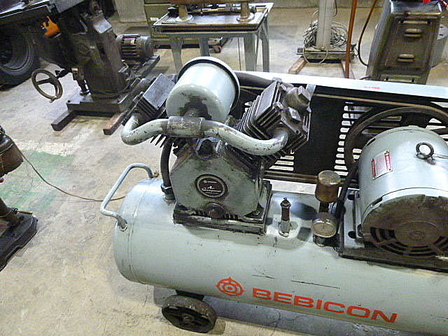 日立　コンプレッサー 日立掘削機 ZX110 ZX120 ZX130 ZX130W ZX160 ZX180W 用 10S15C