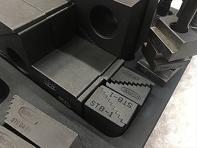 A116744 クランプセット ナベヤ_3