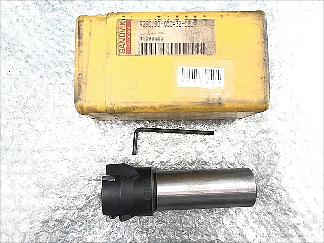 A116603 フェイスミルカッター -- R290.90-050A32-12L_0