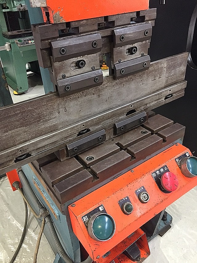 P005400 万能ベンダー アマダ SPH-30 | 株式会社 小林機械 P005400 万能ベンダー アマダ SPH-30 | 株式会社 小林機械