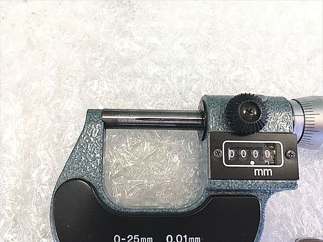 ミツトヨ マイクロメータ M810-25 M810-25 カウント外側マイクロメータ 1台 Mitutoyo(ミツトヨ