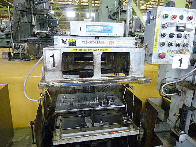 H011838 多軸タッピング盤 東洋精機 01C550Ⅱ-T_2