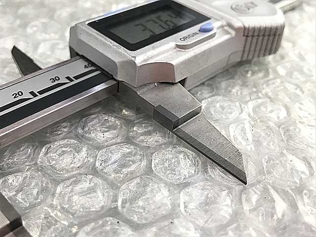 A114208 ブレードノギス ミツトヨ NTD13-15PMX(573-634)_3