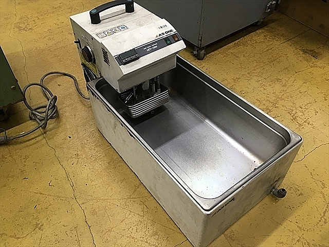 A103868 恒温水槽装置 アズワン UCT-1000_0