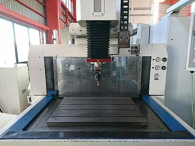 P005319 ＮＣ放電加工機 牧野フライス製作所 EDNC65S_1