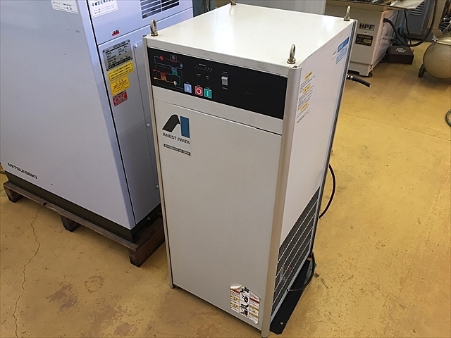 【セット販売】バンザイ エアコンプレッサー CT-3110QC、アネスト岩田 エアドライヤー RDG-1700 セット販売】バンザイ エアコンプレッサー CT-3110QC、アネスト岩田