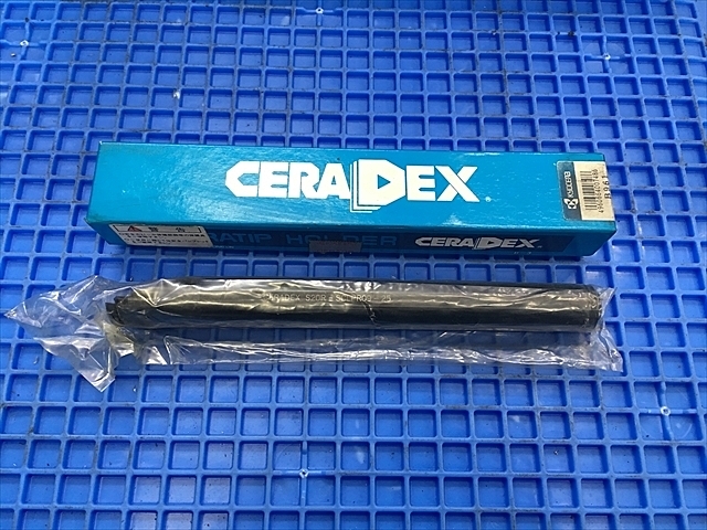 A111983 ボーリングバイトホルダー 新品 京セラ S20R-SCLPR09-25 A111983 ボーリングバイトホルダー 新品 京セラ S20R-SCLPR09-25