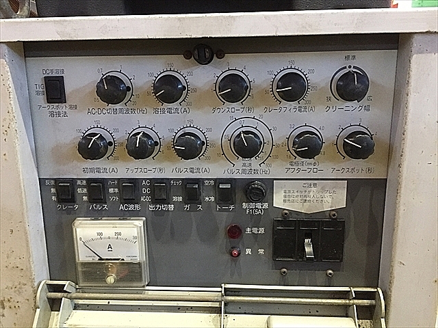 A111634 ＴＩＧ溶接機 ダイヘン AVP-300(S-3)_4