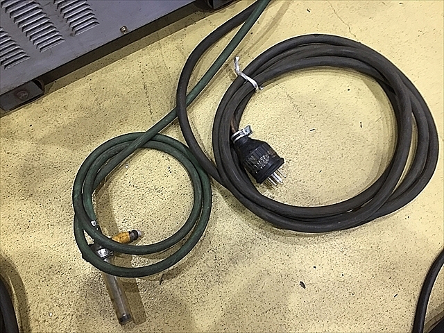 A111634 ＴＩＧ溶接機 ダイヘン AVP-300(S-3)_9