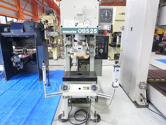 H011652 C型プレス コマツ OBS25-32B | 株式会社 小林機械