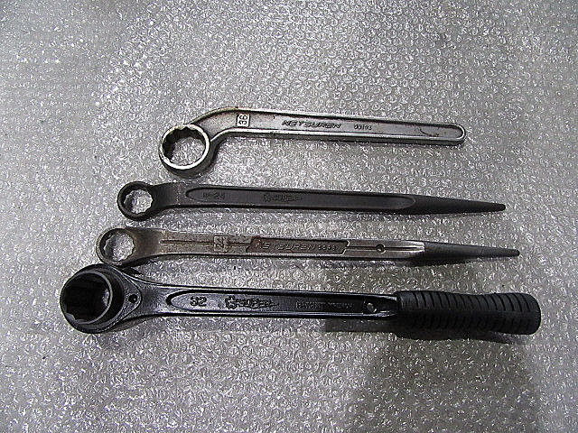 H010997 シノ付スパナ１山 --_2