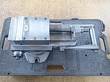 A108077 万能傾斜マシンバイス 津田駒 VA-125 | 株式会社 小林機械