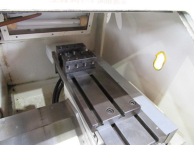 H010157 櫛刃型ＮＣ旋盤 輪違機械工作所 WNC-25MX_4