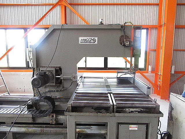 H010137 立型バンドソー FRIGGI AST1200×400_2