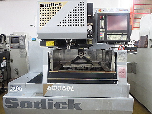 P004677 NCワイヤーカット ソディック AQ360L | 株式会社 小林機械