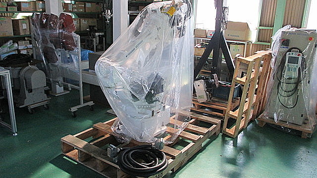 G003667 ロボット 安川 MH50_0