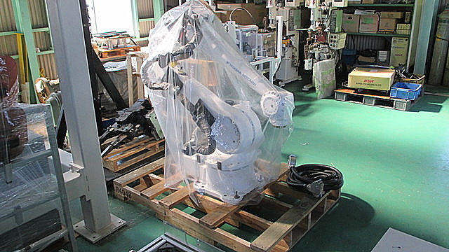 G003667 ロボット 安川 MH50_4