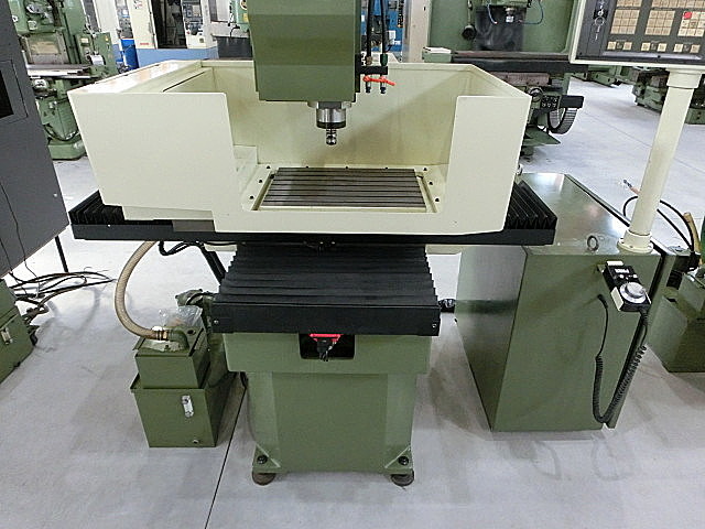 P004472 ＮＣ立フライス 牧野フライス製作所 GM1-T6_2
