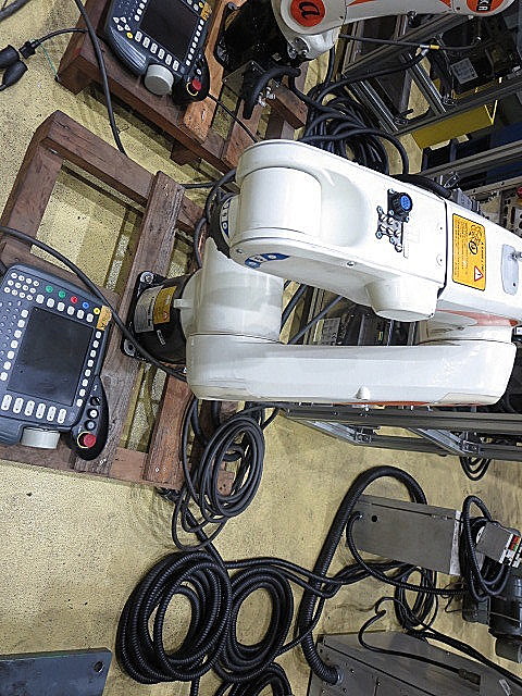 P004200 ロボット KUKA System KR5 sixx R850_1