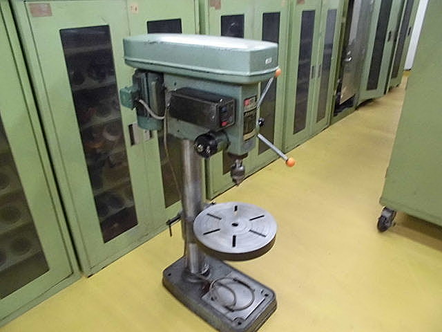 A102696 タッピングボール盤 日立 B23YA | 株式会社 小林機械 A102696 タッピングボール盤 日立 B23YA | 株式会社 小林機械