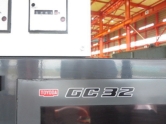 P004126 ＮＣ円筒研削盤 豊田工機 GE4P-50_1