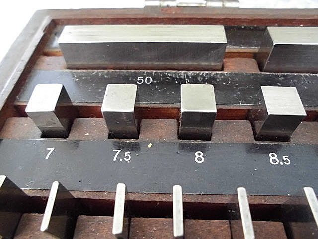 A102138 ブロックゲージ ミツトヨ BM1-76-2(516-952) | 株式会社
