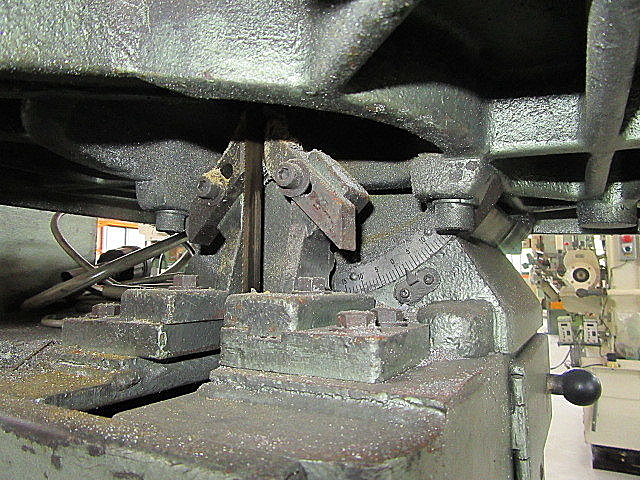 A031158 コンターマシン アマダ V-400_4