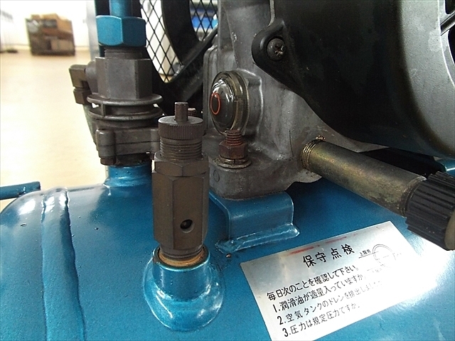 A100201 レシプロコンプレッサー アネスト岩田 SP-07P | 株式